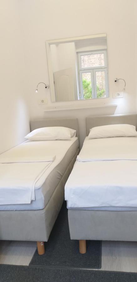 Luxurios And Historic Apartment "Shine" - Right On The Main Square Zagreb Luaran gambar