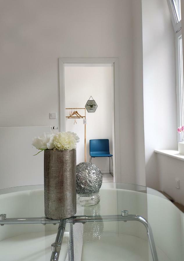 Luxurios And Historic Apartment "Shine" - Right On The Main Square Zagreb Luaran gambar