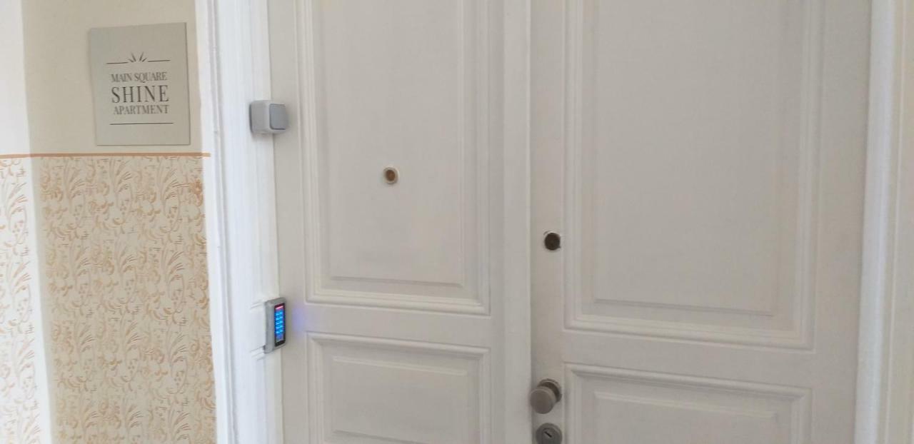 Luxurios And Historic Apartment "Shine" - Right On The Main Square Zagreb Luaran gambar